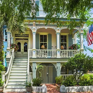 *** Bed & Breakfast Catherine Ward House United States